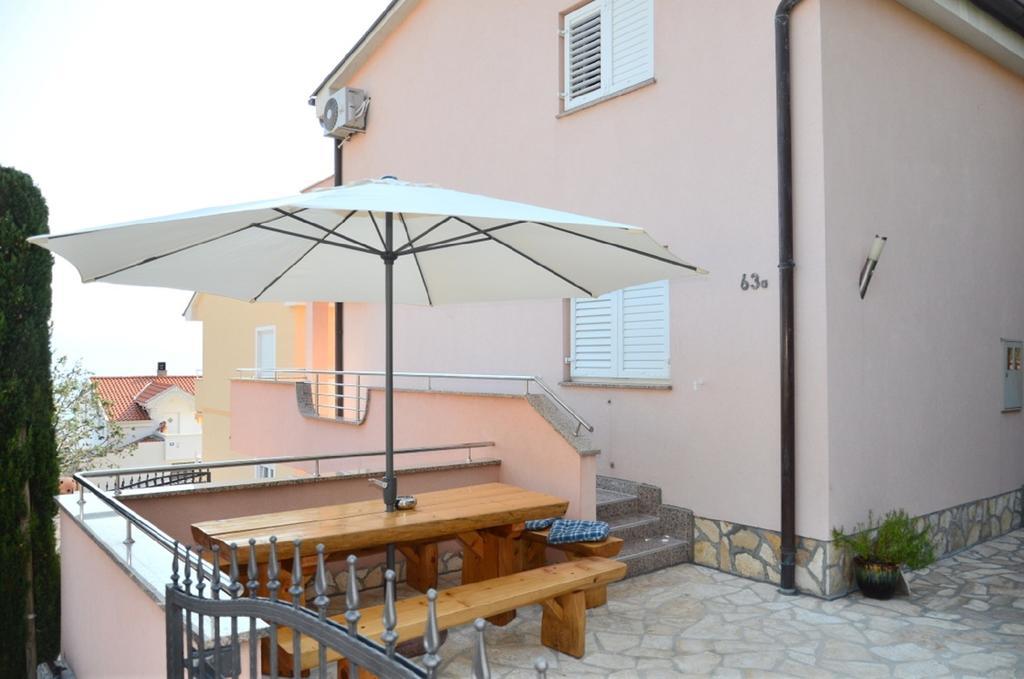 Apartments Bozic Novi Vinodolski Exterior photo